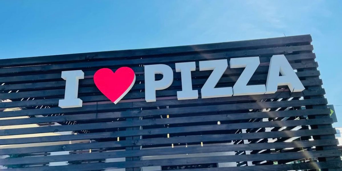 restauracja z daniami włoskimi