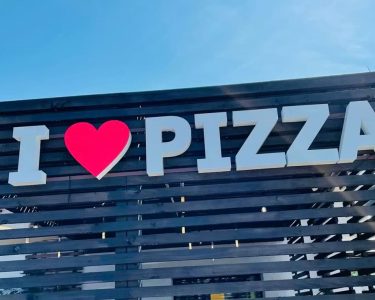 restauracja z daniami włoskimi