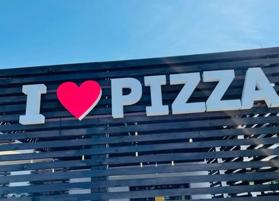 restauracja z daniami włoskimi